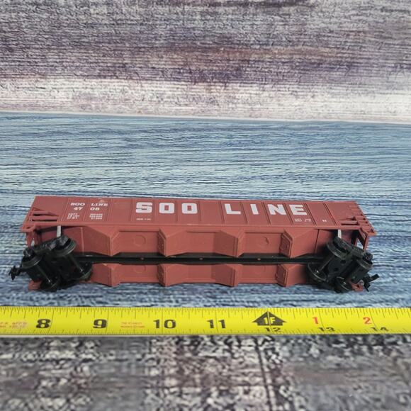 H.O scale 4 bottom hopper with foam rocks brown and white - Picture 8 of 8